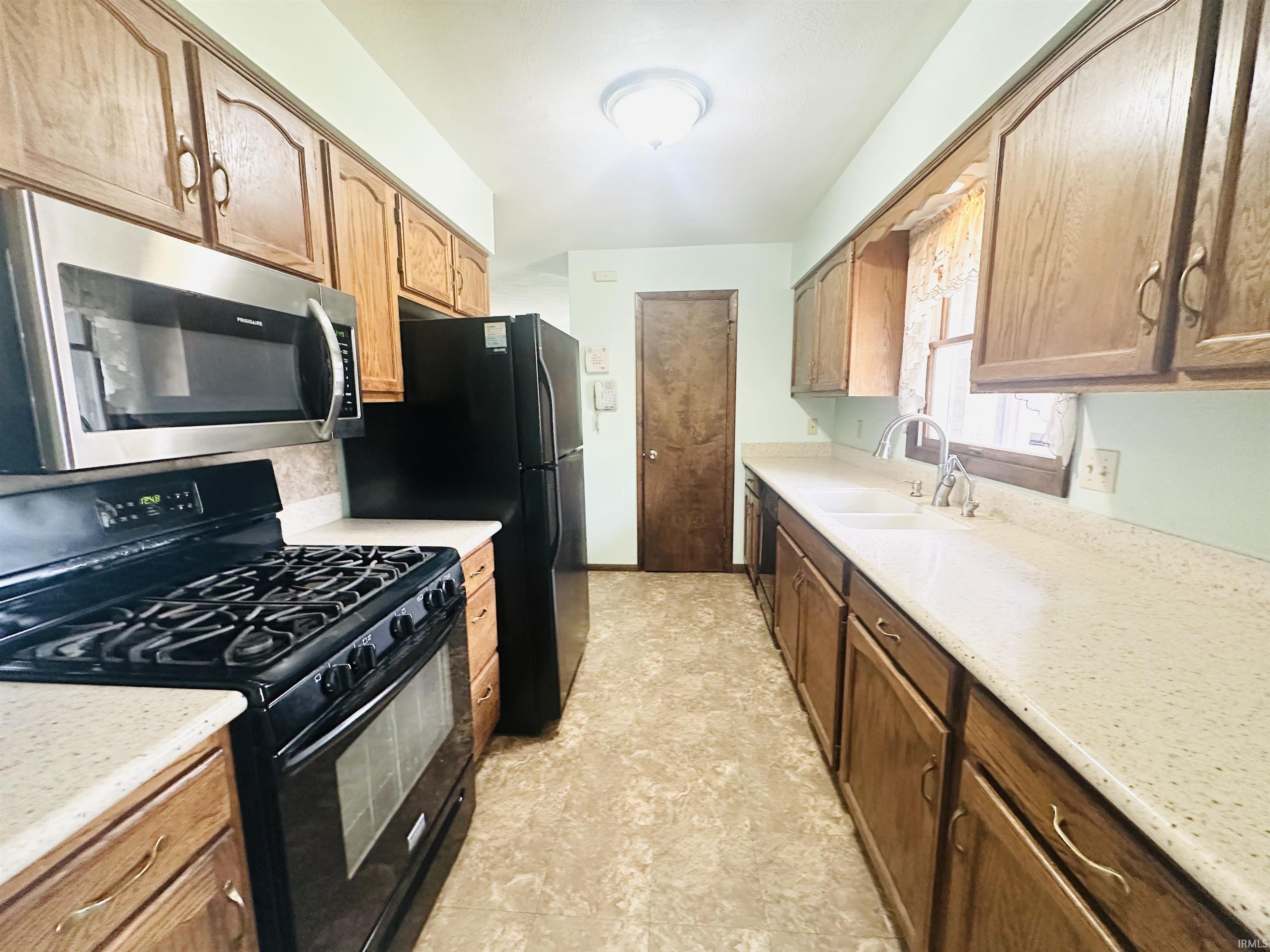 60979 Myrtle Road South Bend IN 46614