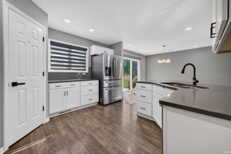 1611 Fox Trail Marion IN 46952
