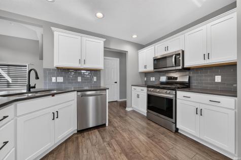 1611 Fox Trail Marion IN 46952