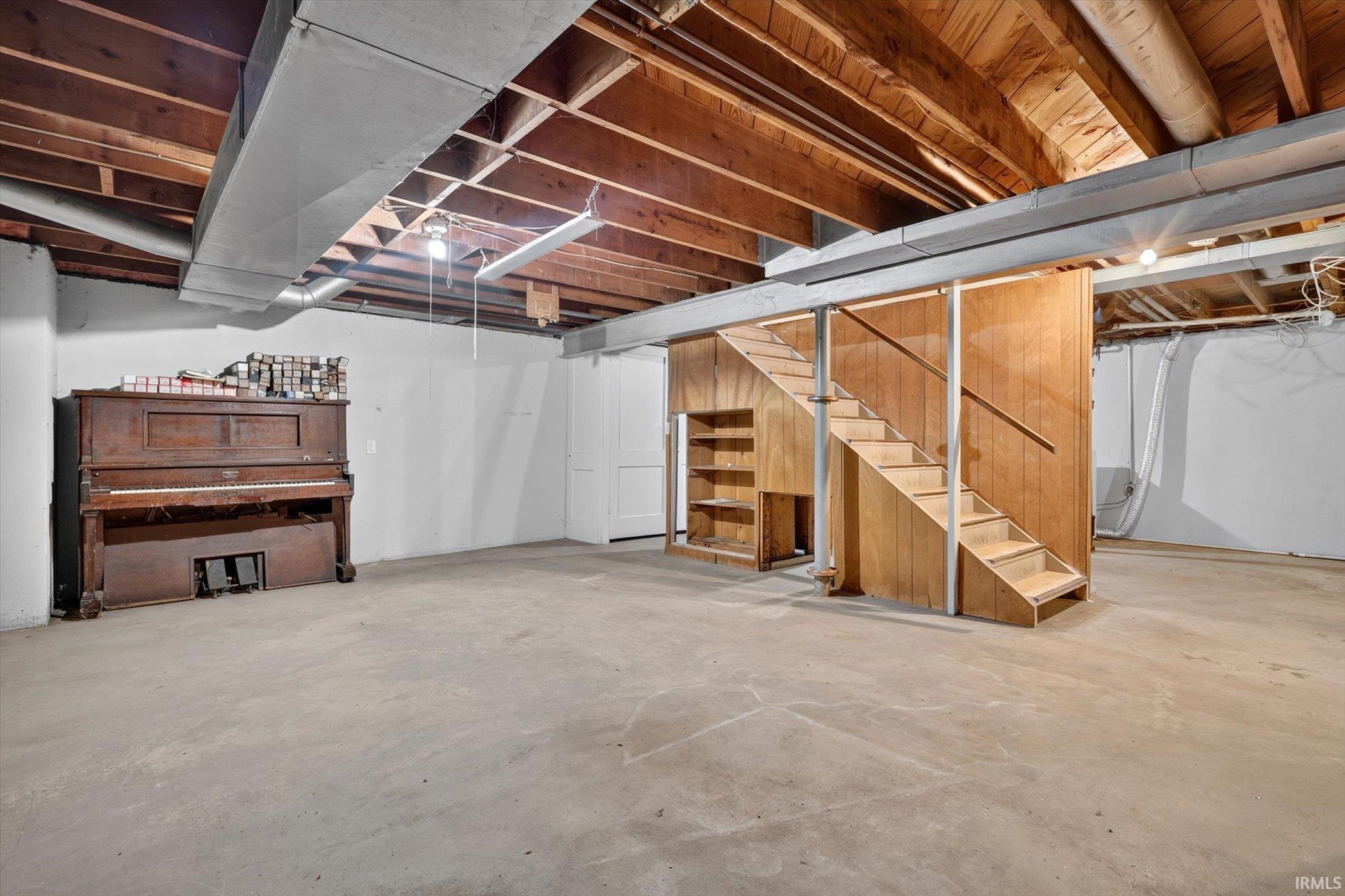 1519 Altgeld Street South Bend IN 46614