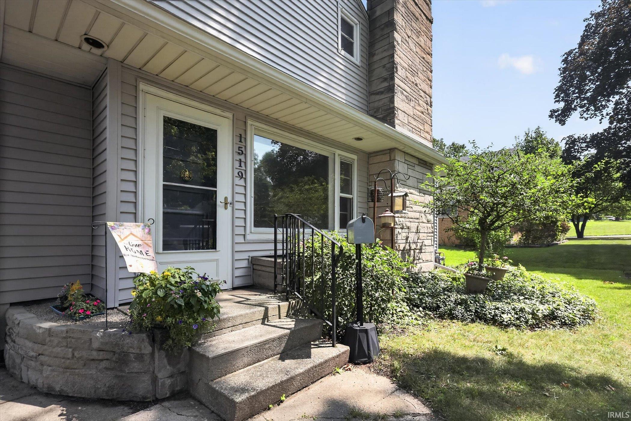 1519 Altgeld Street South Bend IN 46614