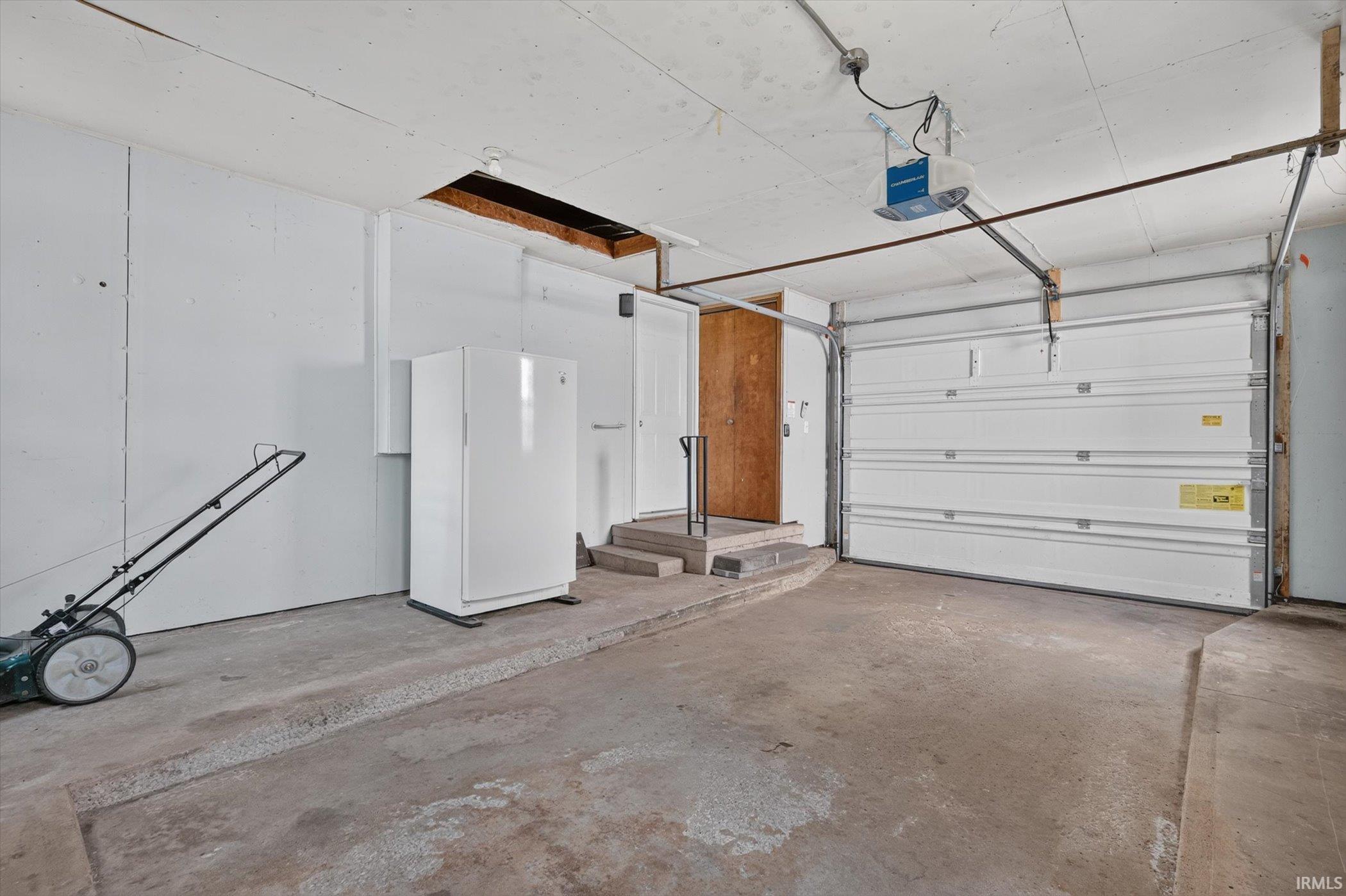 1519 Altgeld Street South Bend IN 46614