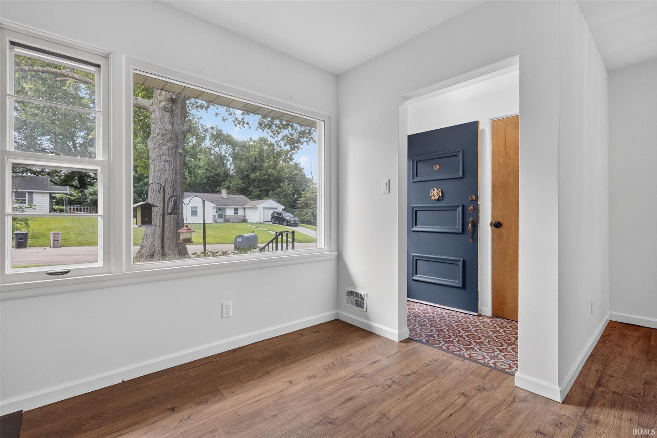 1519 Altgeld Street South Bend IN 46614