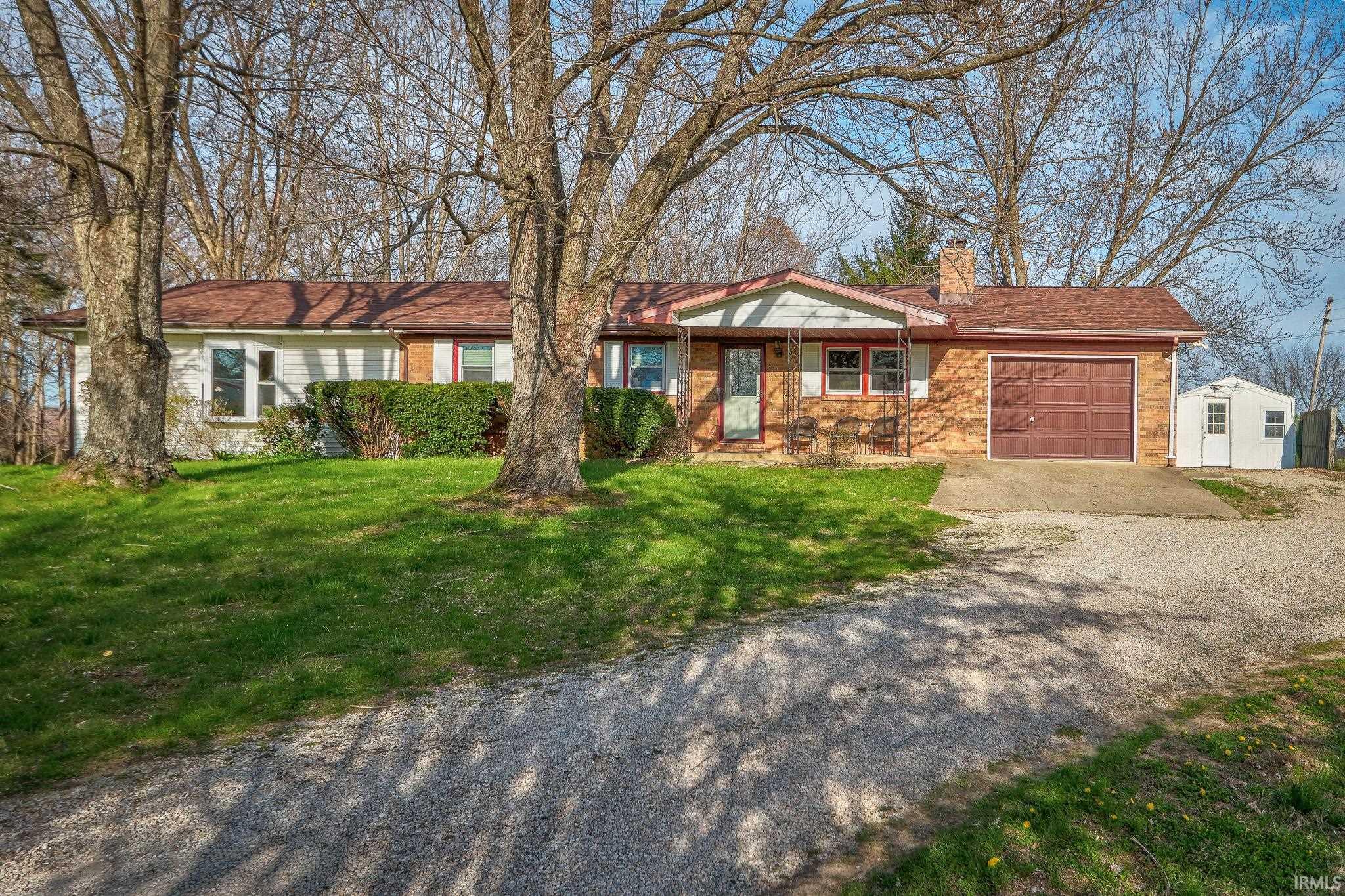 2423 Luigs Road Wadesville IN 47638