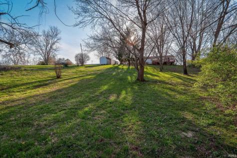 2423 Luigs Road Wadesville IN 47638