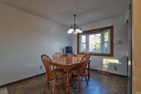 2423 Luigs Road Wadesville IN 47638