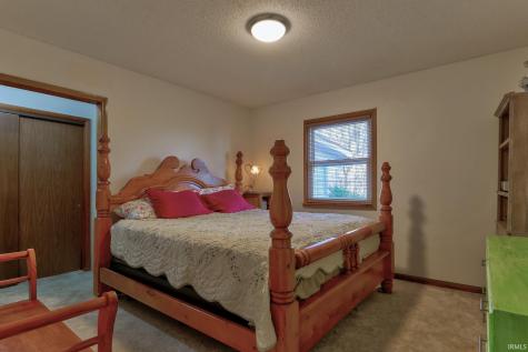 2423 Luigs Road Wadesville IN 47638