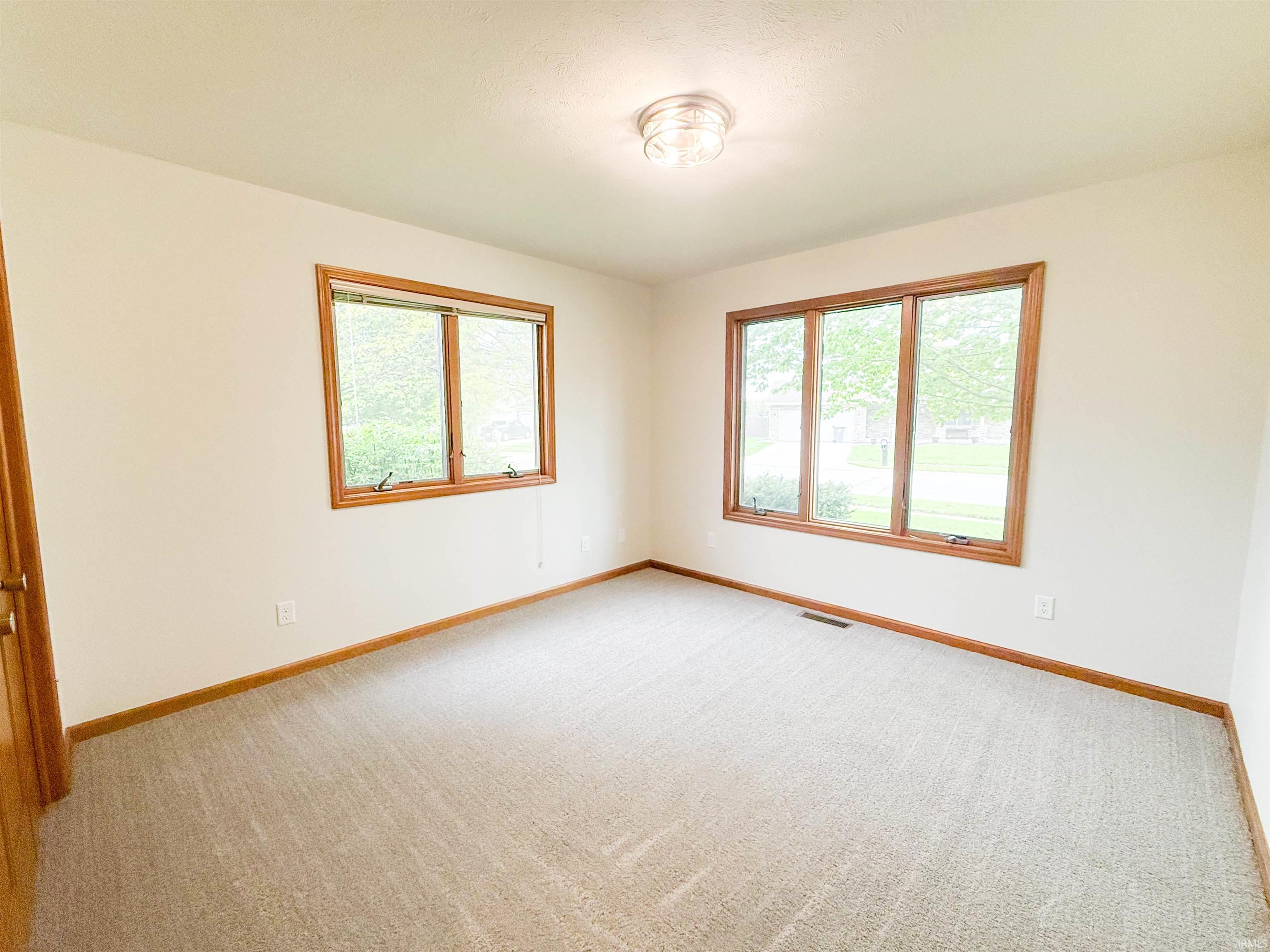 2725 Lismore Drive Goshen IN 46526