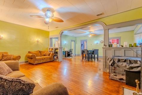 1733 S Walnut Hartford City IN 47348