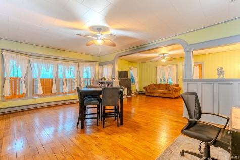 1733 S Walnut Hartford City IN 47348