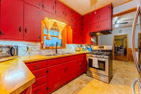 1733 S Walnut Hartford City IN 47348