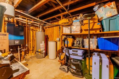 1733 S Walnut Hartford City IN 47348