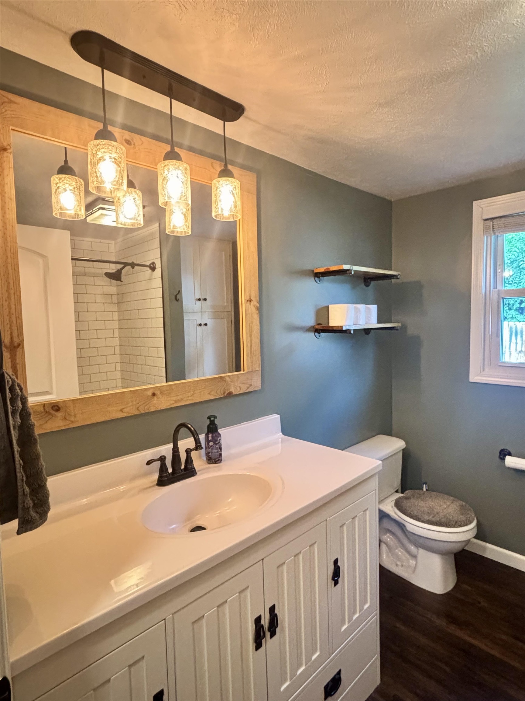 755 N Locke Ct Court Nappanee IN 46550