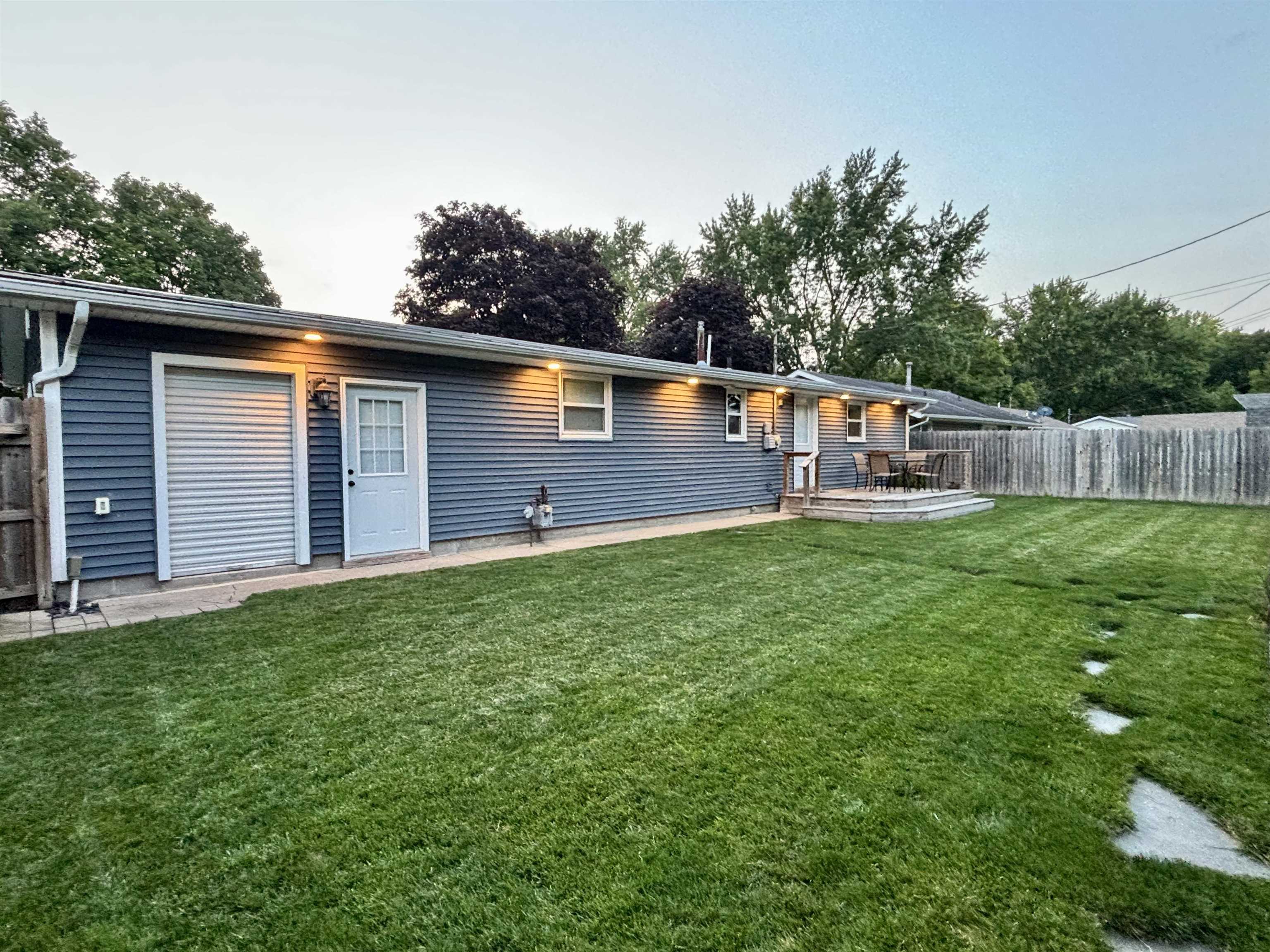 755 N Locke Ct Court Nappanee IN 46550