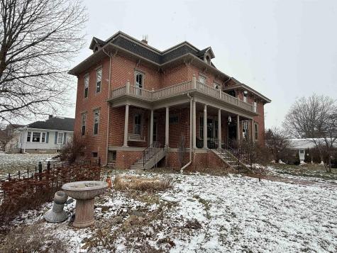 356 N Jefferson Street Berne IN 46711