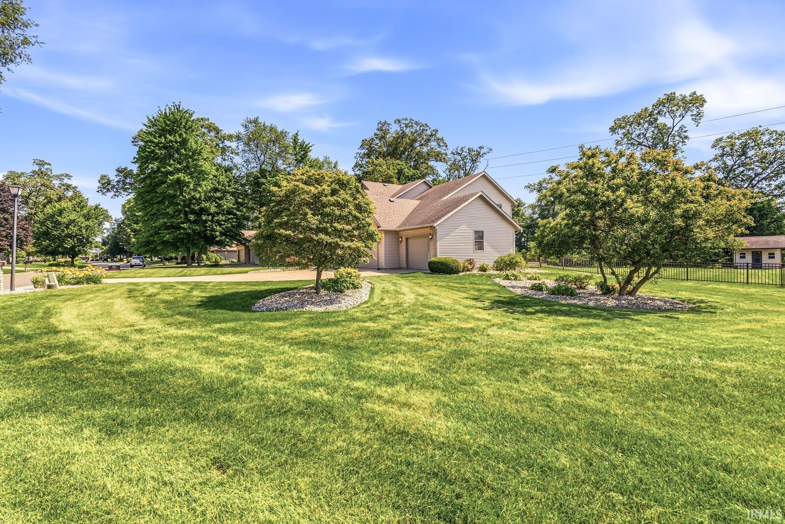 53308 Beech Grove Drive Bristol IN 46507