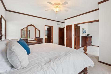2817 E Prestwick Road Winona Lake IN 46590