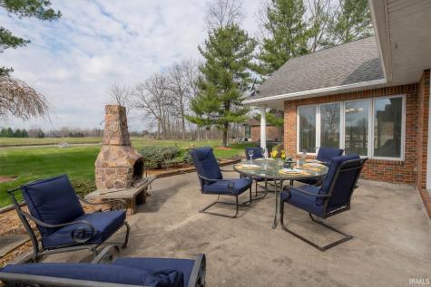 2817 E Prestwick Road Winona Lake IN 46590