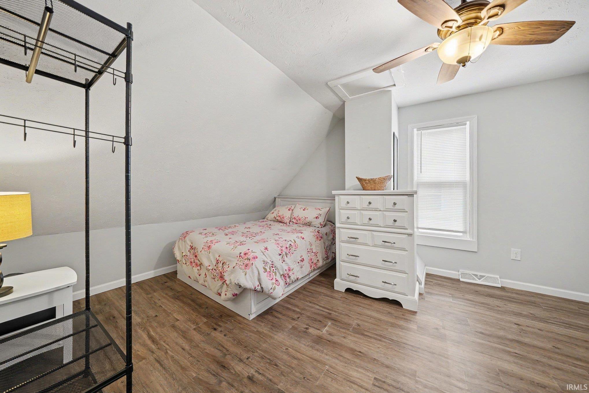 214 E Battell Street Mishawaka IN 46545