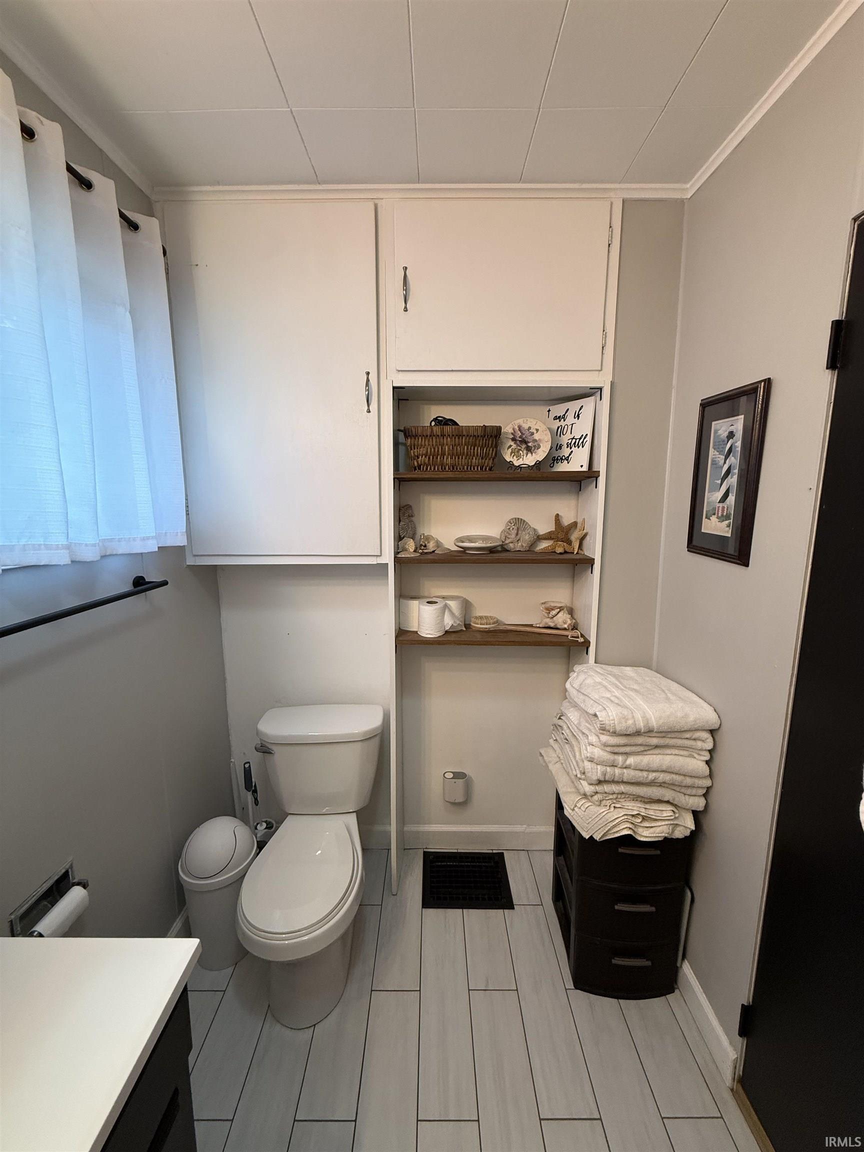 1747 Linden Avenue Mishawaka IN 46544