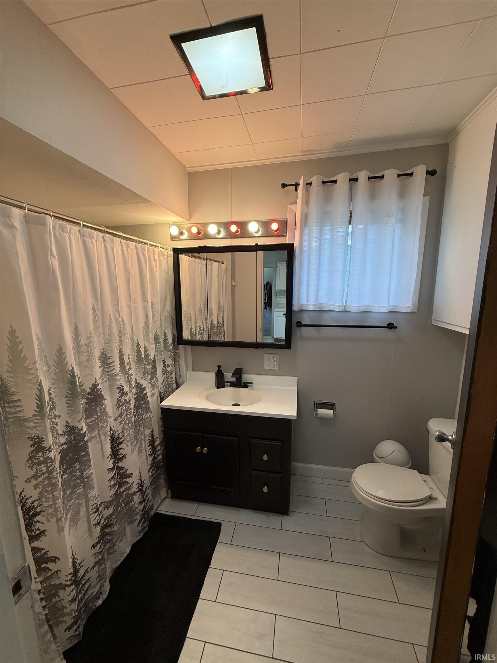 1747 Linden Avenue Mishawaka IN 46544
