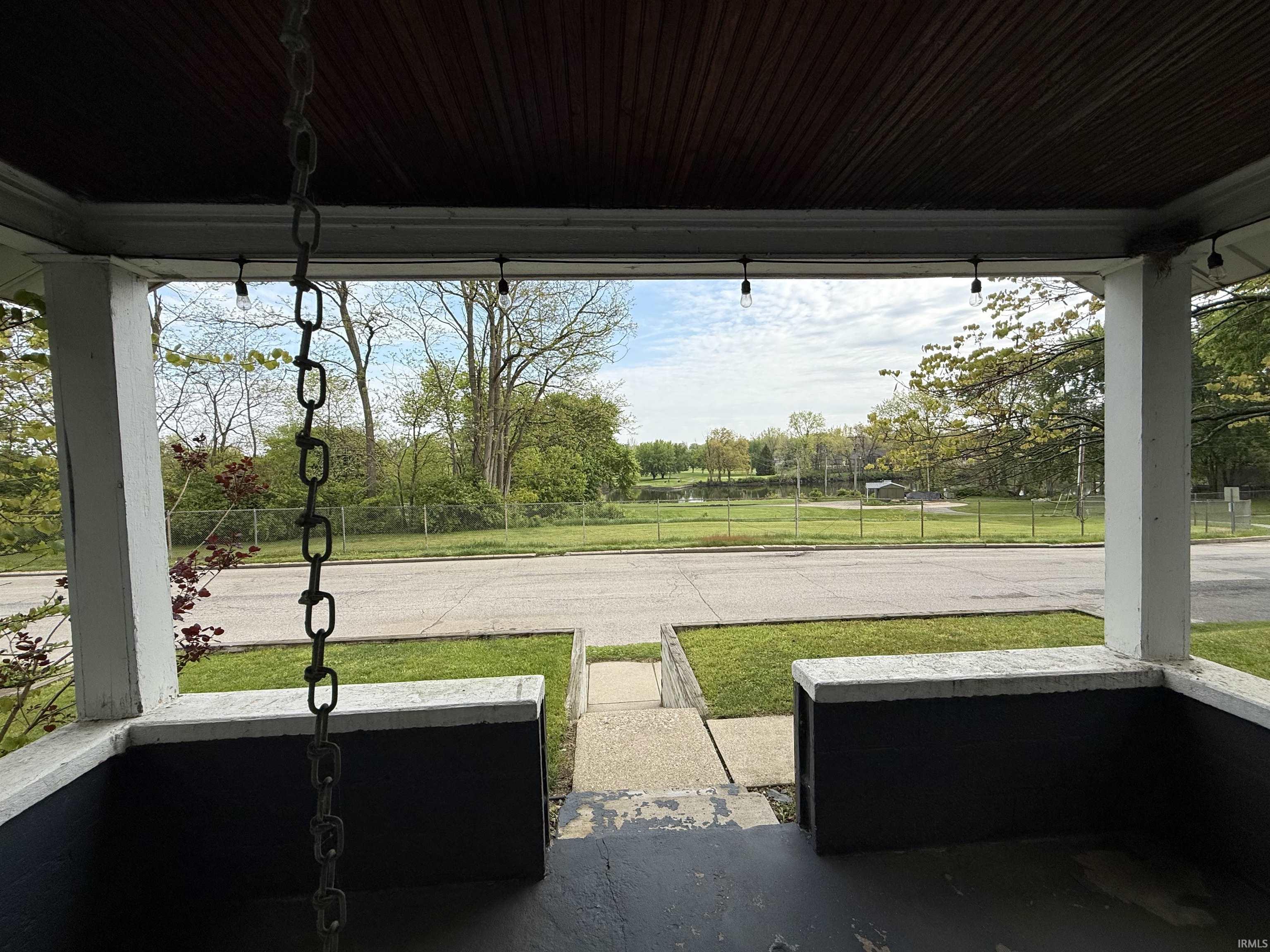 1747 Linden Avenue Mishawaka IN 46544