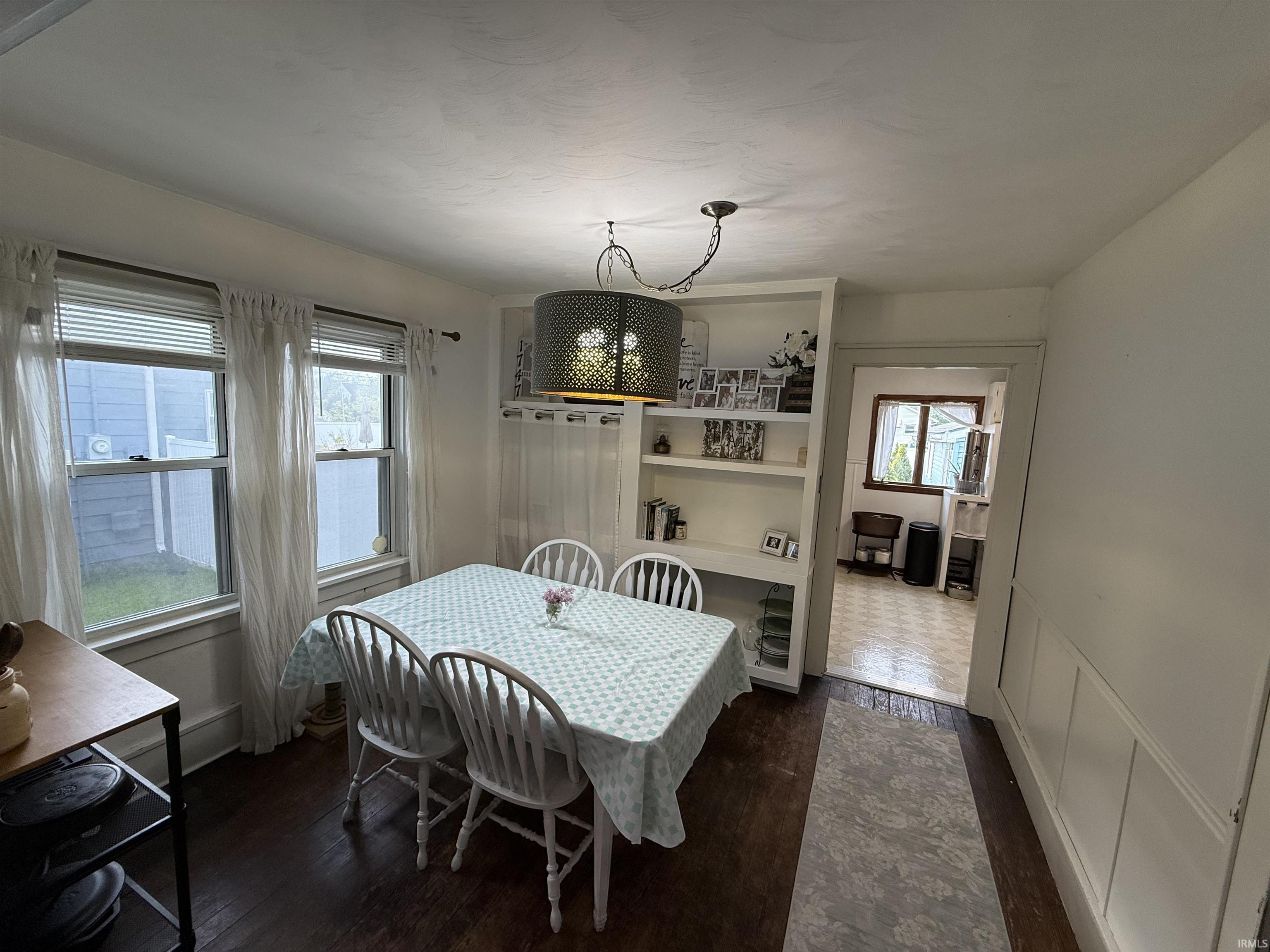 1747 Linden Avenue Mishawaka IN 46544