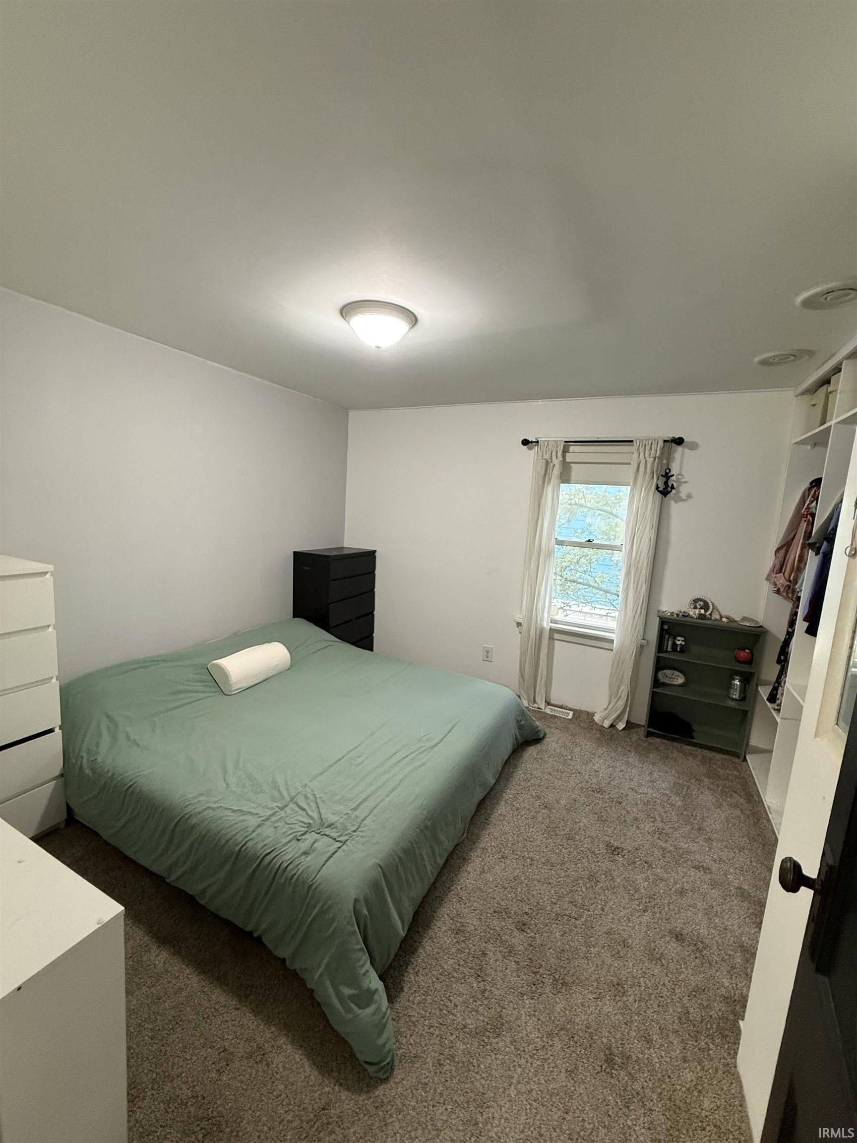 1747 Linden Avenue Mishawaka IN 46544