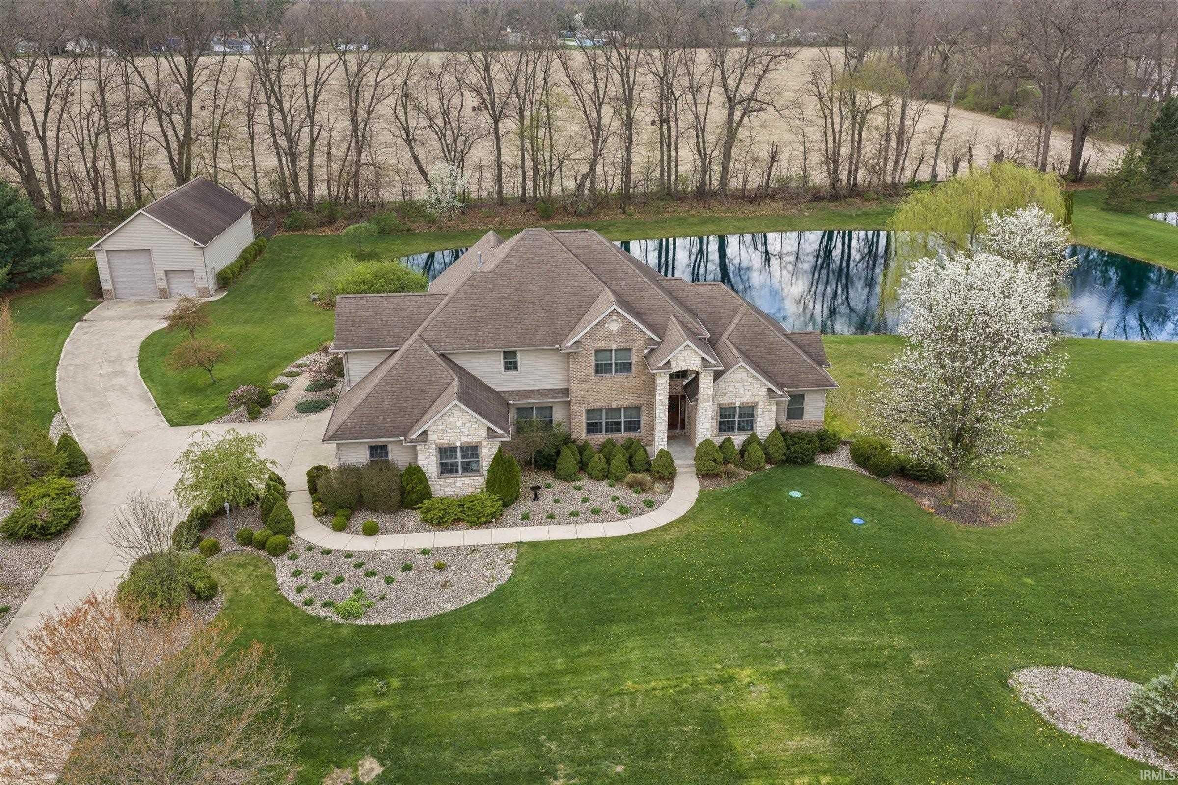 53785 Blue Lake Drive Elkhart IN 46514