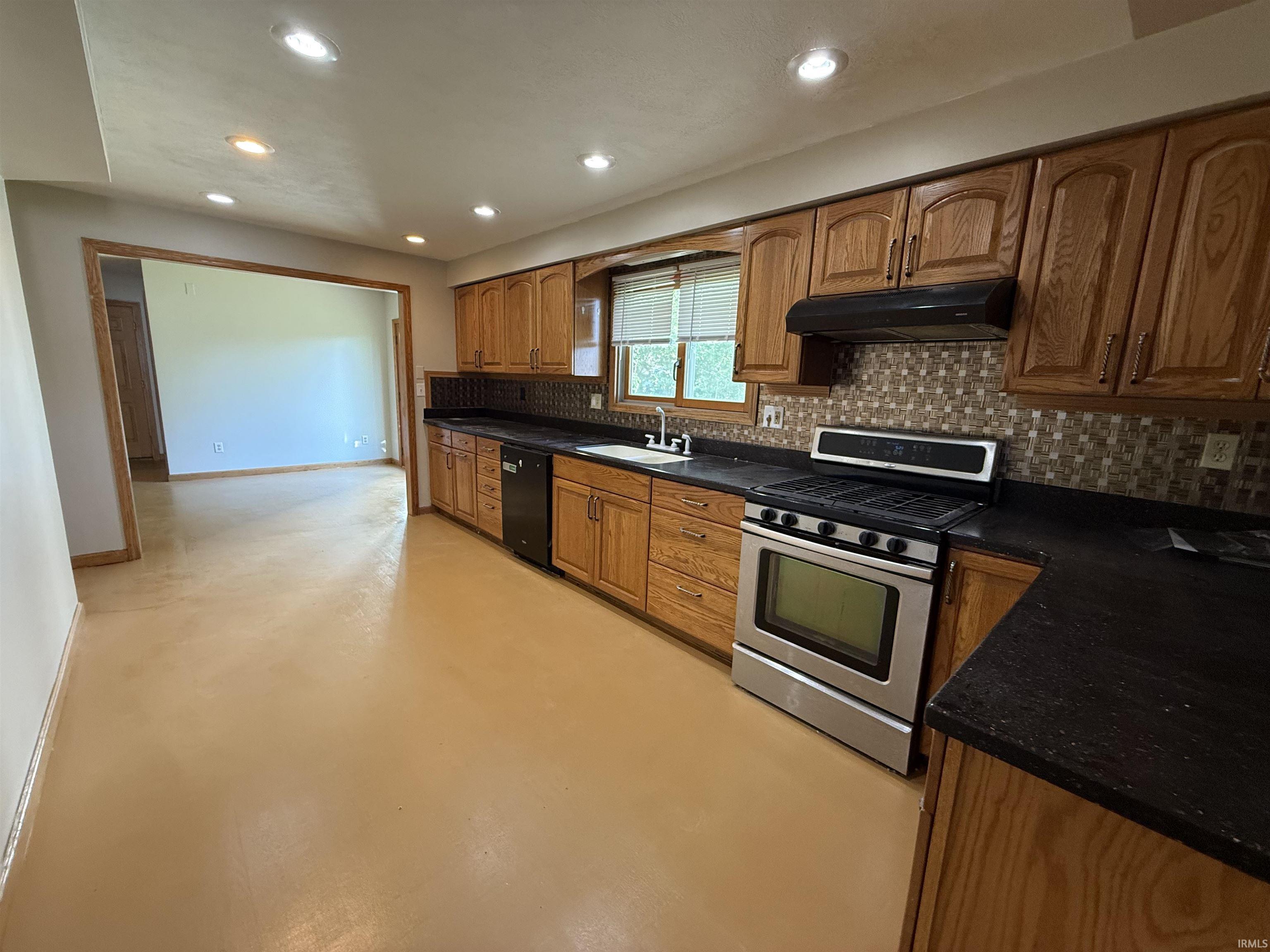 55 Lane 122 Turkey Lake Lagrange IN 46761