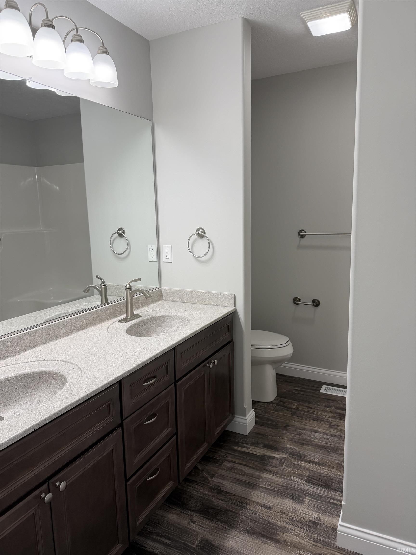 1125 Chestnut Circle Plymouth IN 46563