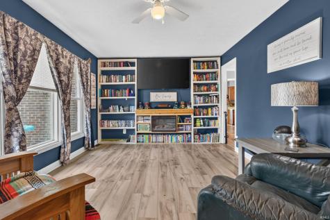 1920 W Westholme Drive Marion IN 46952
