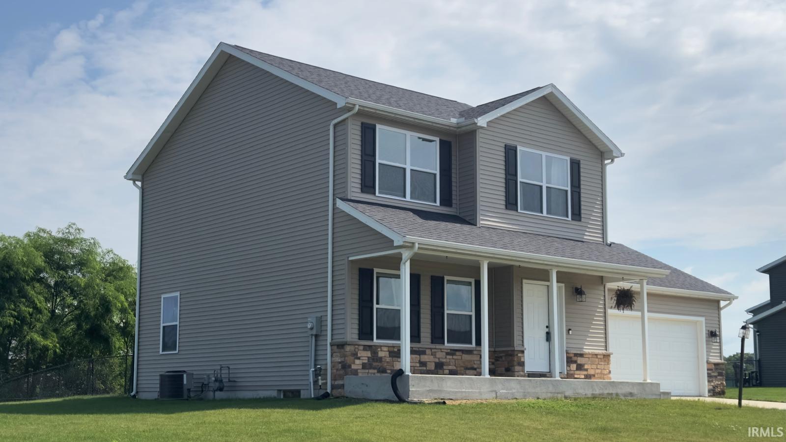 12853 King Fish Court Middlebury IN 46540