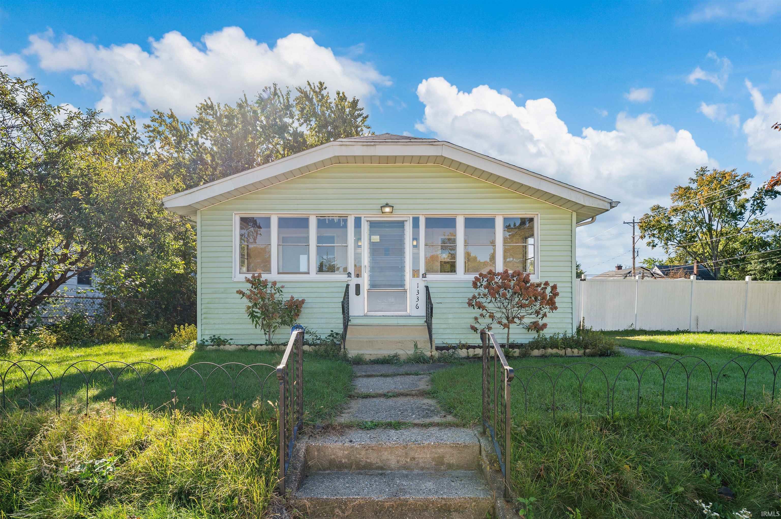 1336 E Fox Street South Bend IN 46613