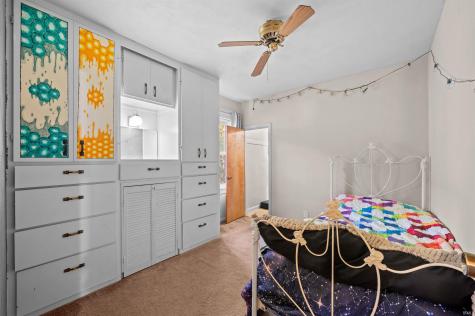 1336 E Fox Street South Bend IN 46613