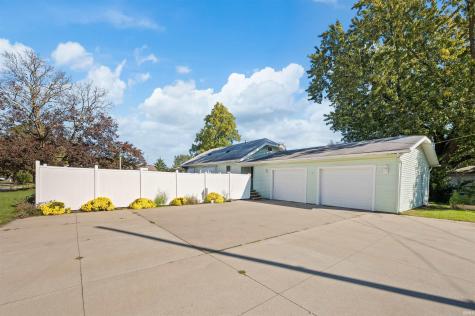 1336 E Fox Street South Bend IN 46613