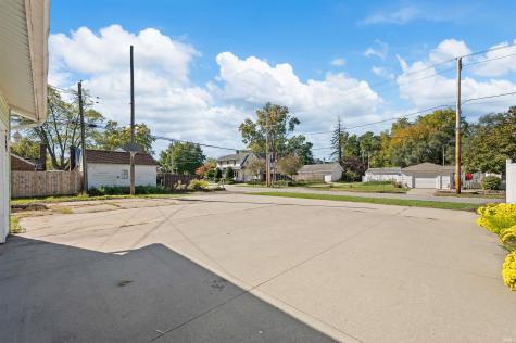 1336 E Fox Street South Bend IN 46613