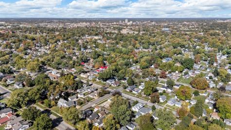 1336 E Fox Street South Bend IN 46613