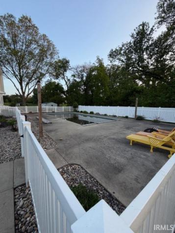 8382 E Main Street Dugger IN 47848