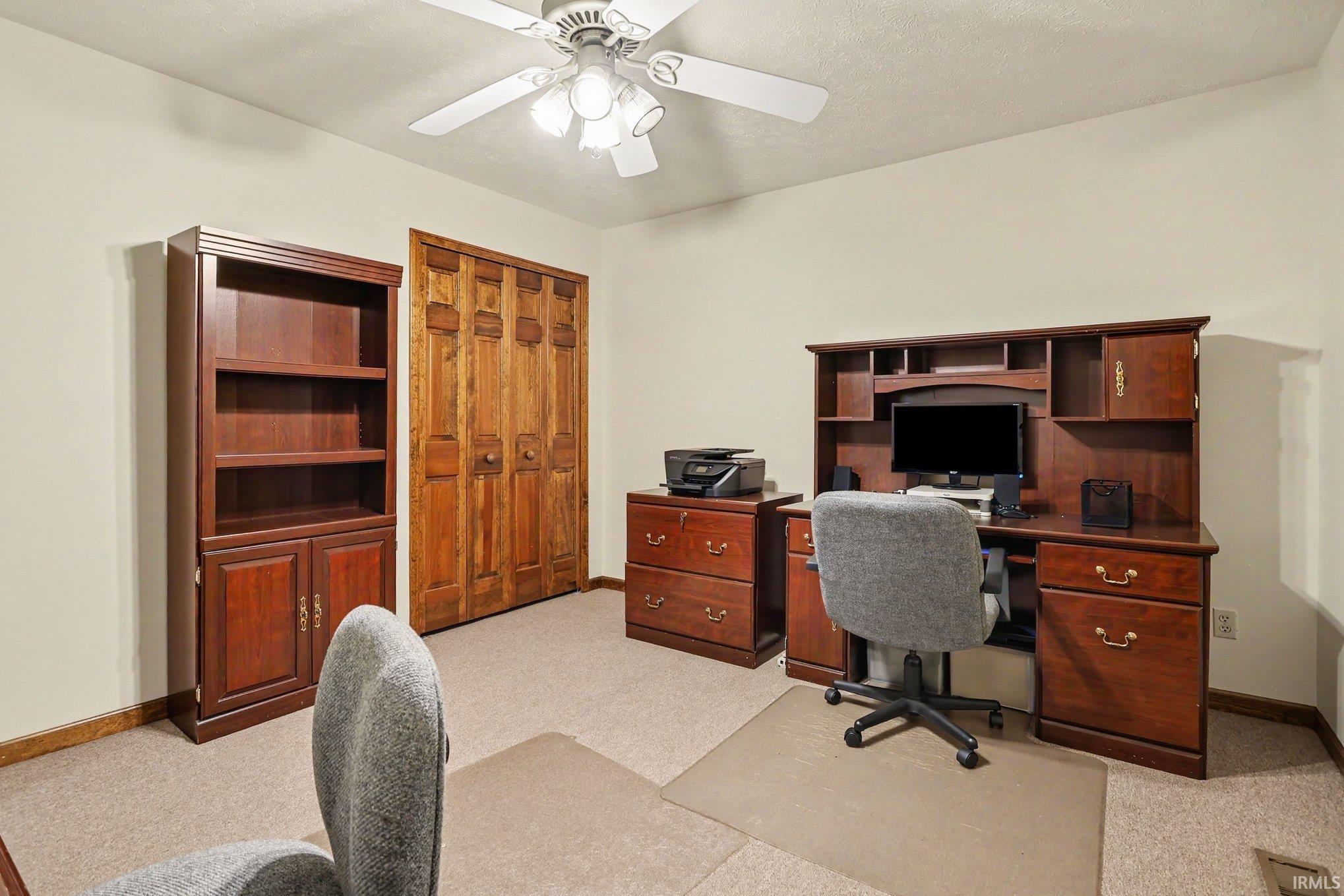1629 Ladbrooke Lane South Bend IN 46614