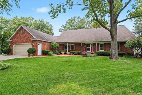 1629 Ladbrooke Lane South Bend IN 46614