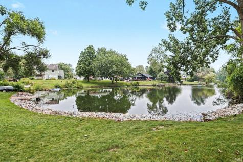 1629 Ladbrooke Lane South Bend IN 46614