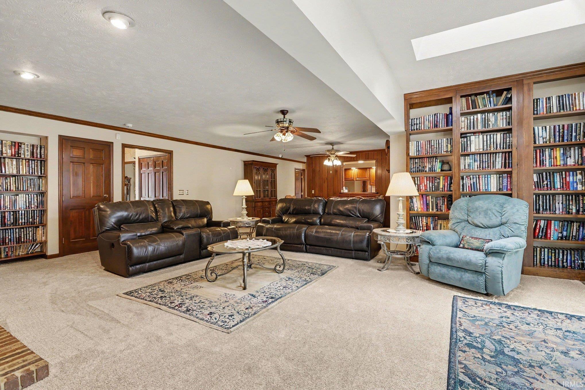 1629 Ladbrooke Lane South Bend IN 46614