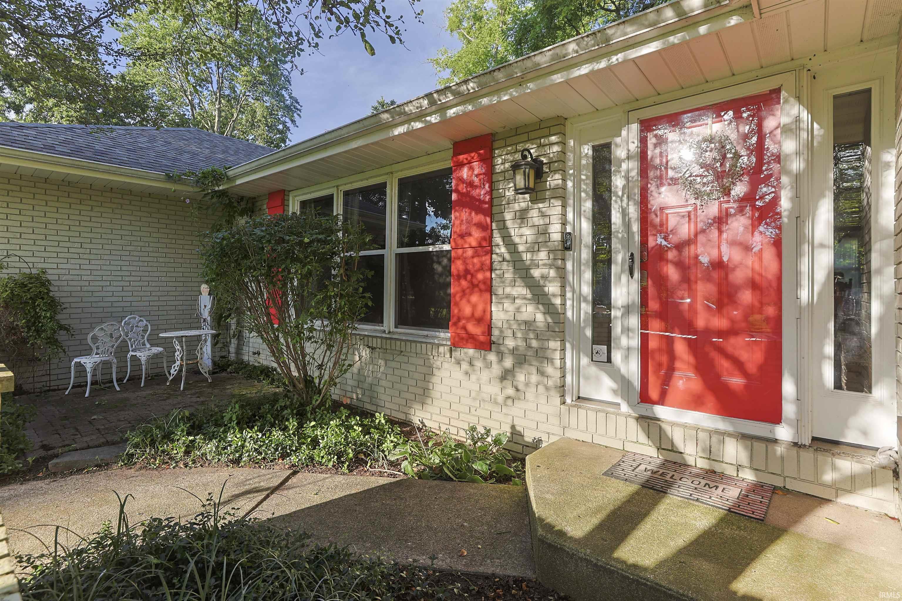 58022 River Lake Court Elkhart IN 46516