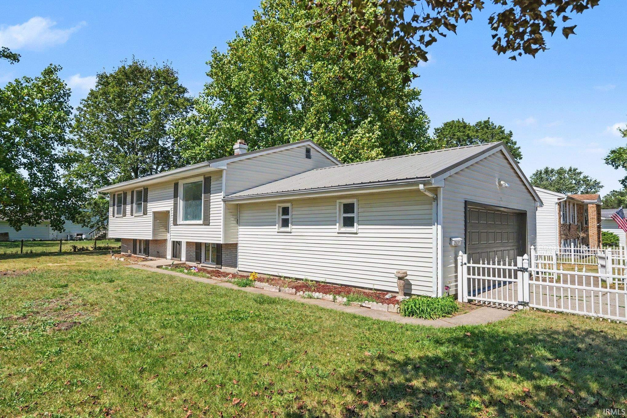 2637 Frances Avenue Elkhart IN 46517