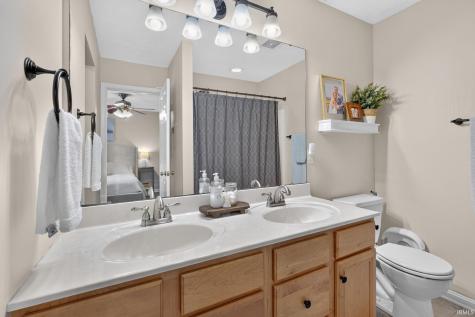 12642 Cold Water Drive Evansville IN 47725