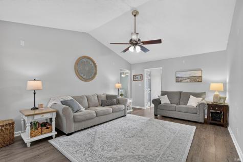 12642 Cold Water Drive Evansville IN 47725