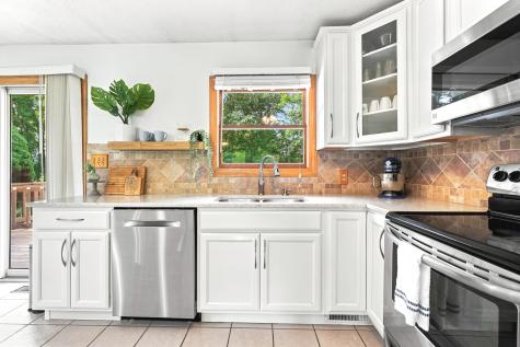 4755 N 425 W Angola IN 46703