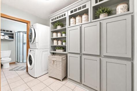 4755 N 425 W Angola IN 46703