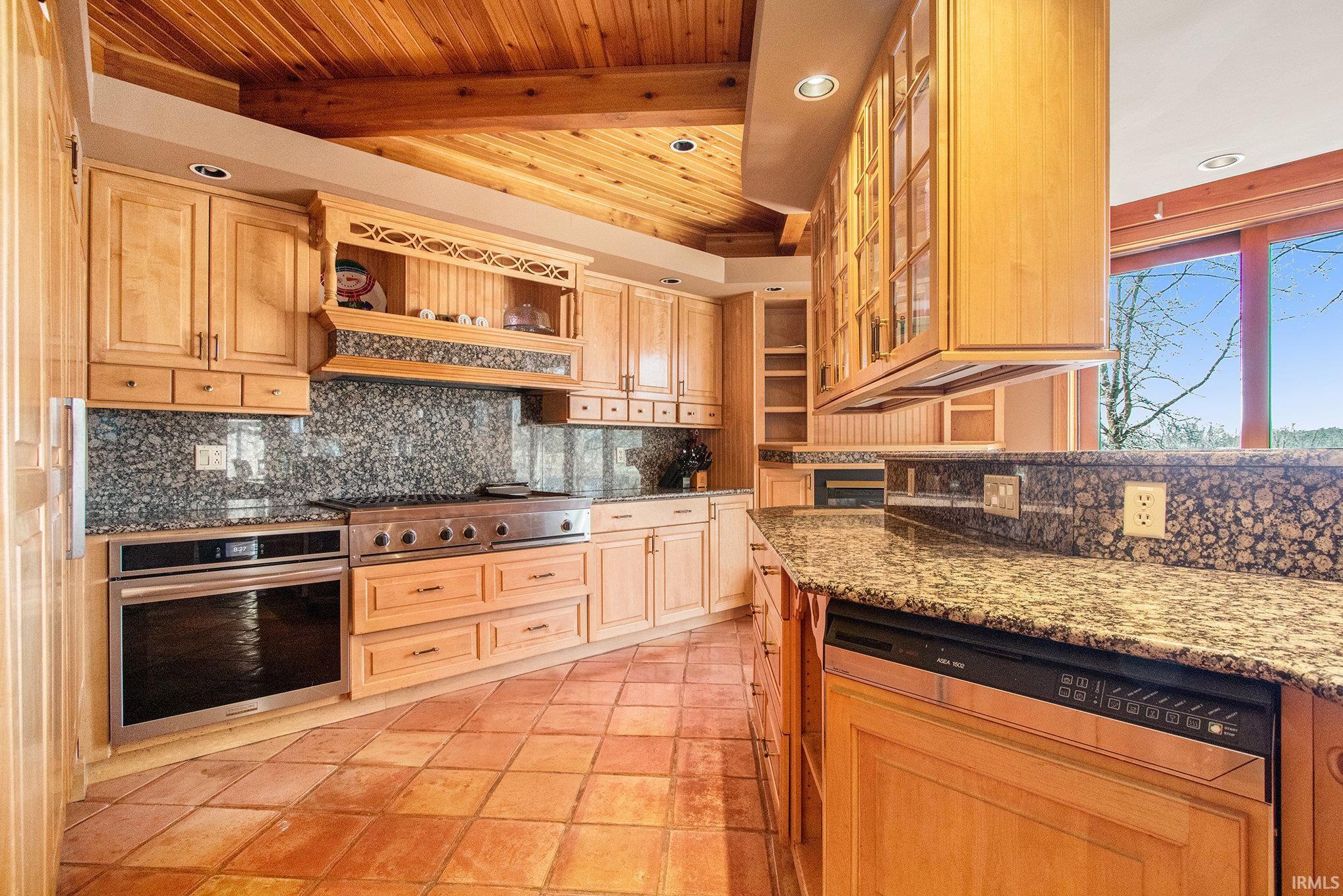 27 Quail Island Elkhart IN 46514